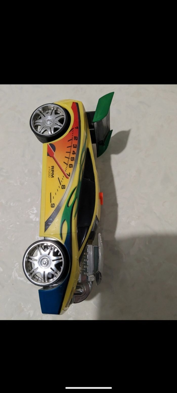 Belle voiture vintage avec son et lumière Road Rippers. - photo numéro 8