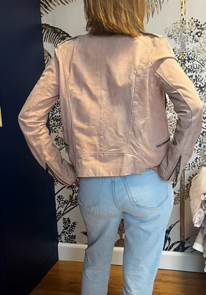 Veste courte en daim - photo numéro 2