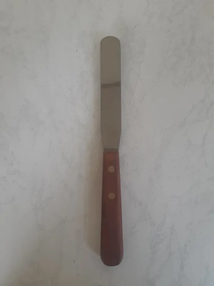Spatule à cire