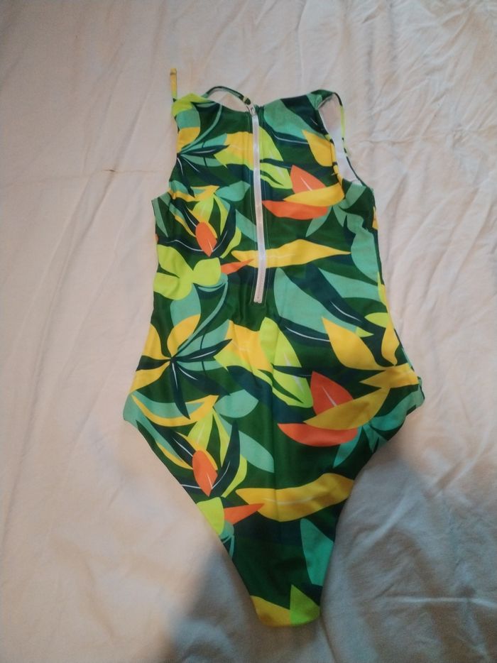 Maillot de bain - photo numéro 2