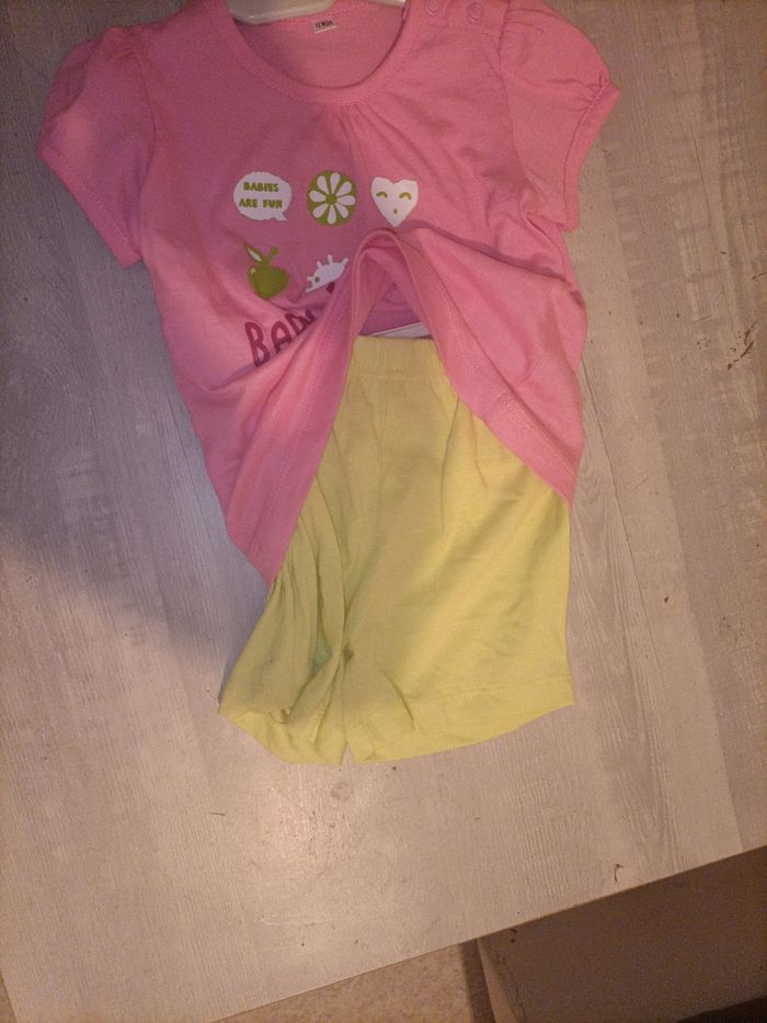 Ensemble fille 12 mois - photo numéro 2