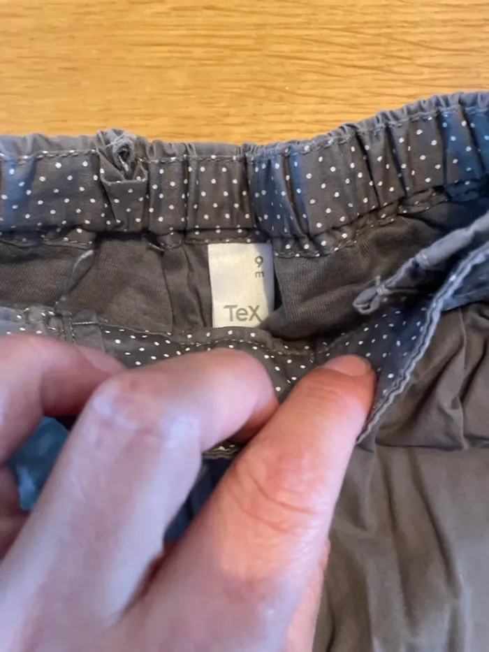 3 pantalons fille 9 mois - photo numéro 6