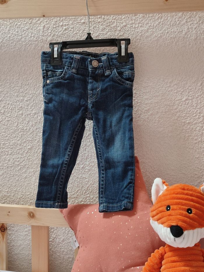 Pantalon en jean - 12 mois - Très bon état - Kimbaloo - photo numéro 2
