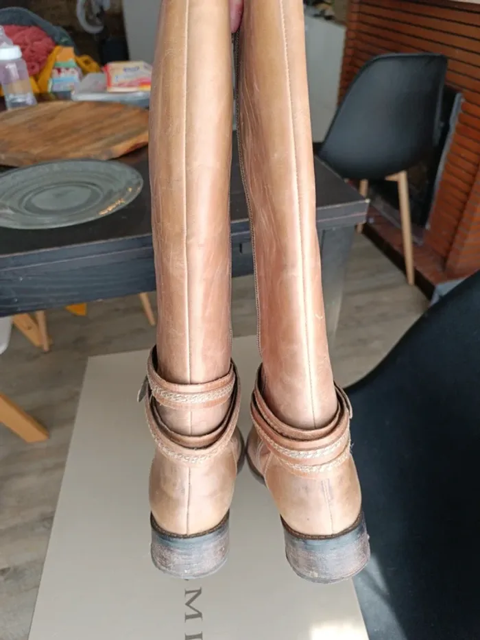Pas de vinted go svp Bottes - photo numéro 3