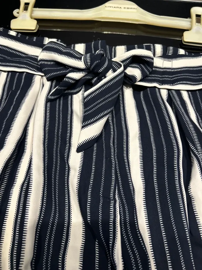 Short H&M taille 38 - photo numéro 3