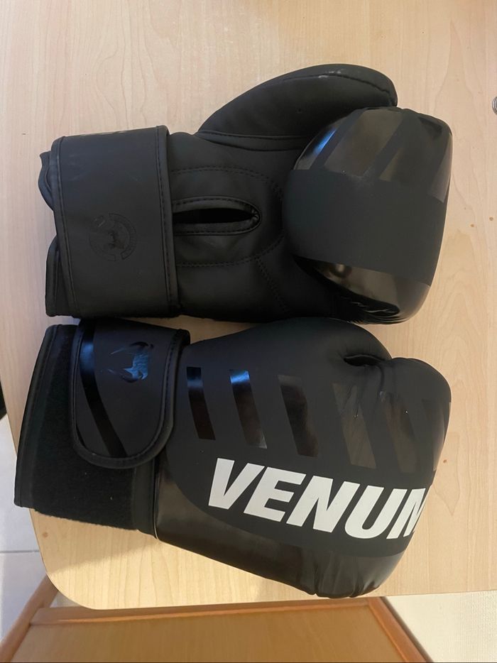 Gants de boxe venum challenger noir - photo numéro 2