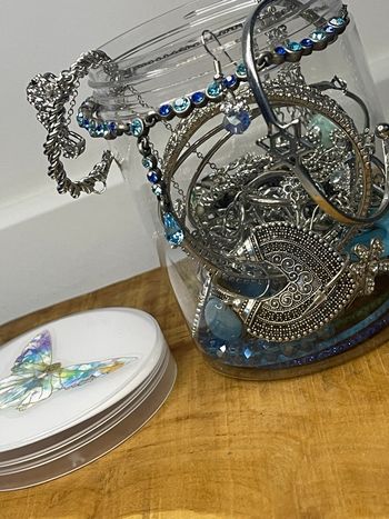 Boite pot jarre bijoux mystère