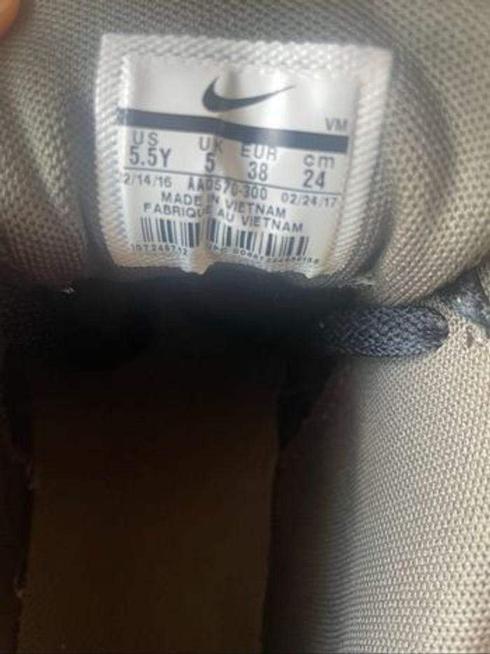 Baskets Nike airmax - photo numéro 4