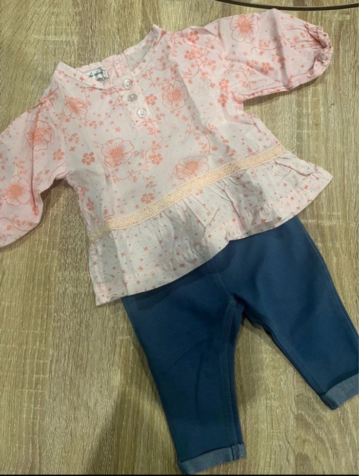 Ensemble blouse +jegging bébé fille 3 mois