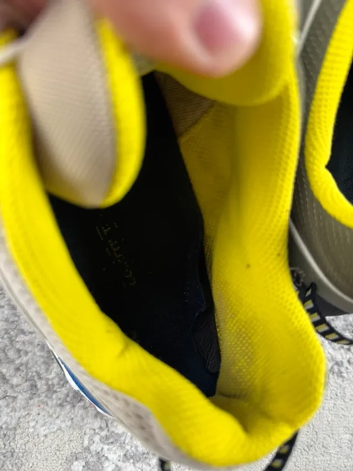 Salomon XA Pro 3D V9 - Beige & Multicolor - Blue & Yellow & Red - photo numéro 18