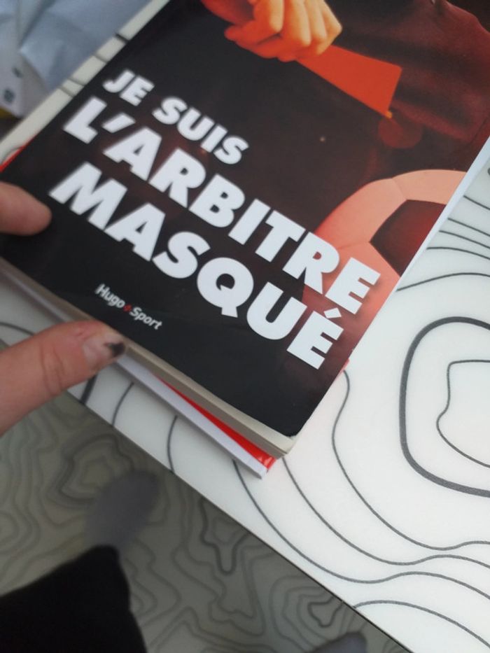 Je suis l'arbitre masqué - photo numéro 3