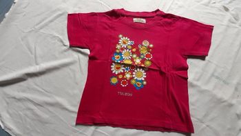 Tee-shirt rose motif fleurs