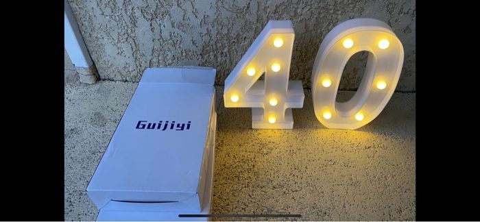 Anniversaire chiffres 40 Led neuve - photo numéro 2