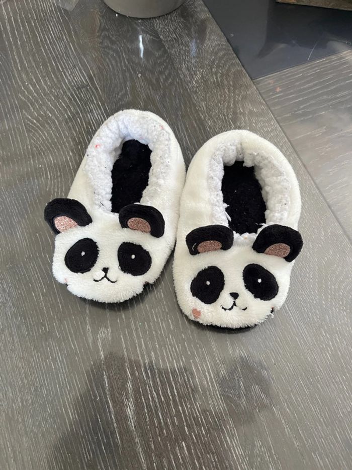 25/28 chaussons panda chaud - semelle antidérapantes