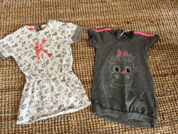 Lot 2 robes 24 mois