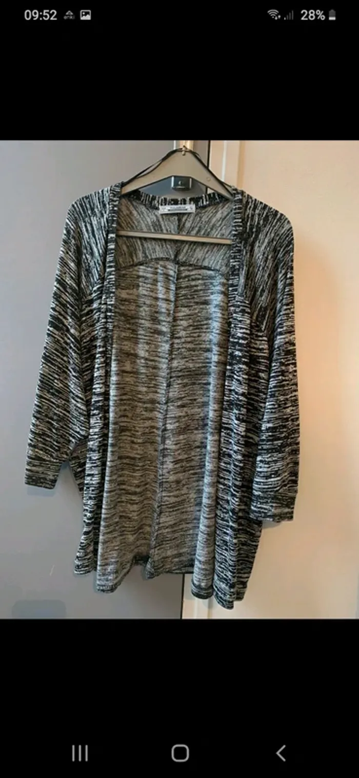 Gilet Pull & bear - photo numéro 2