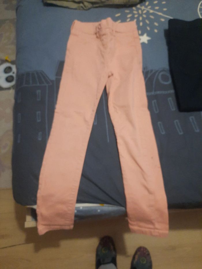 2 pantalons 6 ans - photo numéro 4