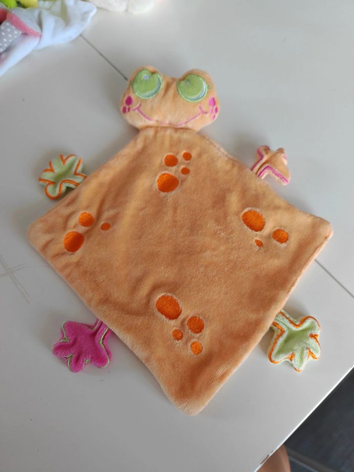 Doudou grenouille orange