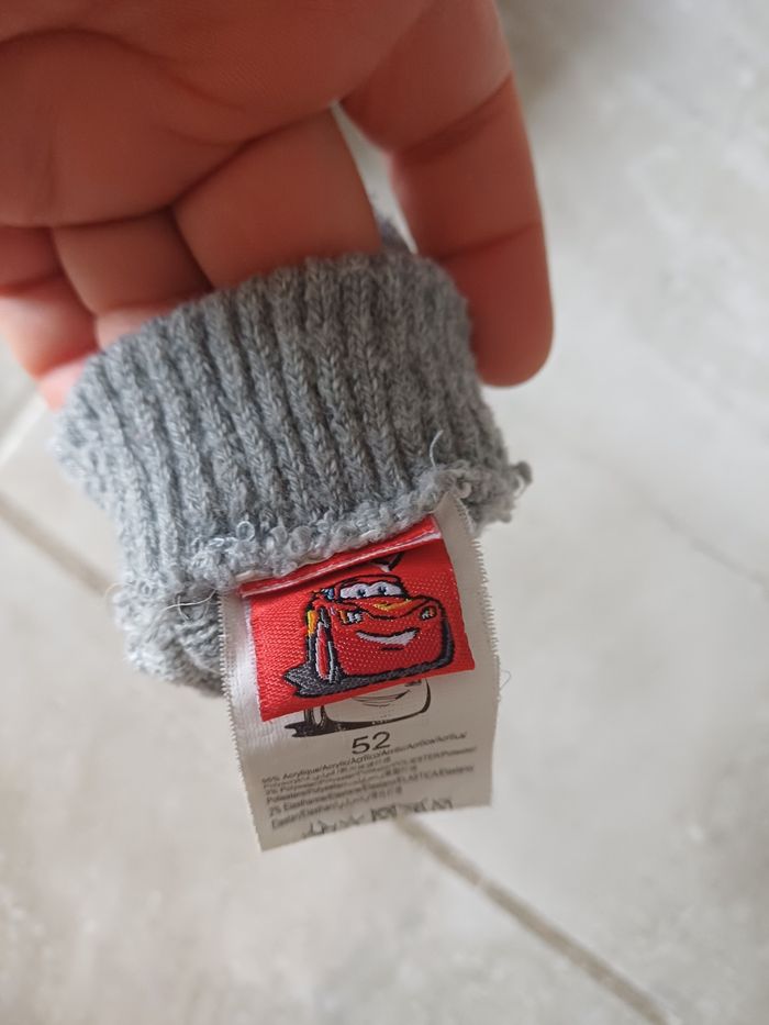 Lot écharpe, bonnet, gants CARS taille 52 (7-12 ans) - photo numéro 4