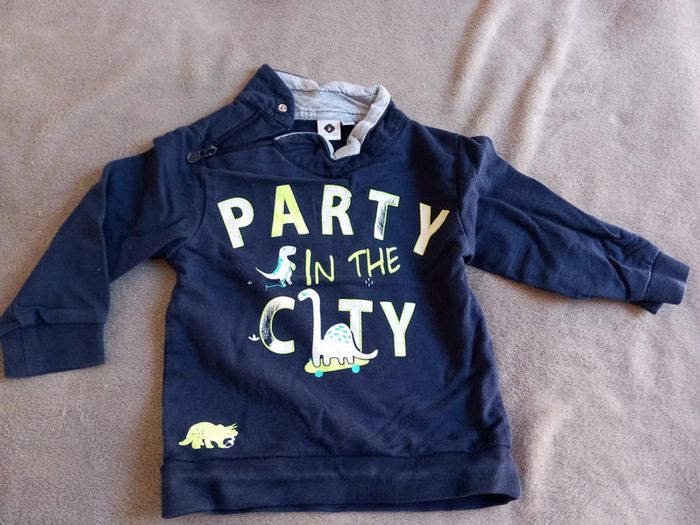 Sweat Taille 18 mois
