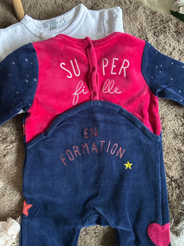 2 pyjamas velour taille 3 mois - photo numéro 5