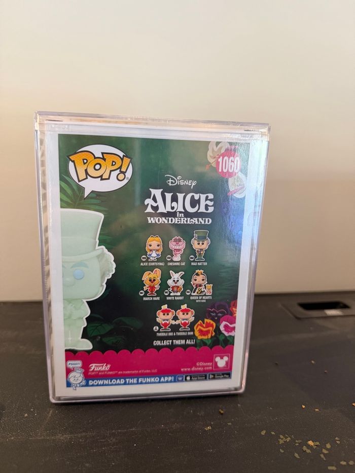 Funko Pop Mad Hatter #1060 (Glow in the Dark) Limitée 5000 pcs - photo numéro 2
