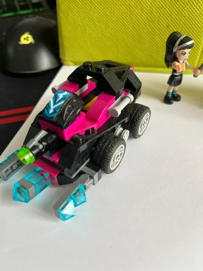 Lego dc super hero girls 41233 lashina - photo numéro 4