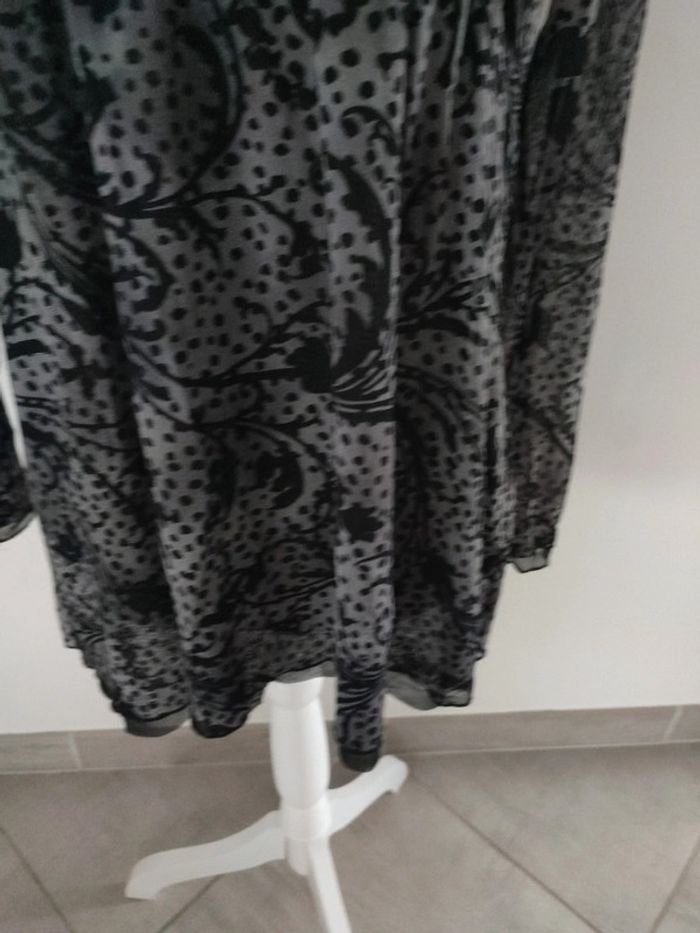 Haut femme taille 38 et 40 manches trois quarts - photo numéro 4