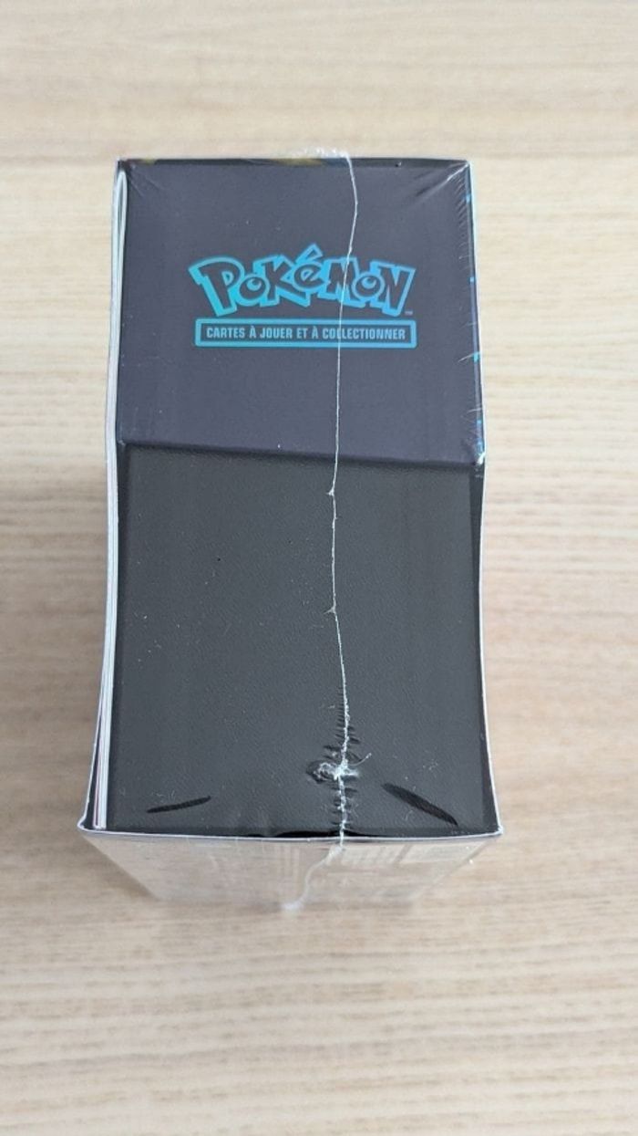 • ETB Pokémon "Méga Dracaufeu" ME02 - Flammes Fantasmagoriques - photo numéro 2