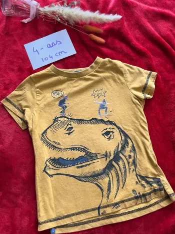 T-shirt