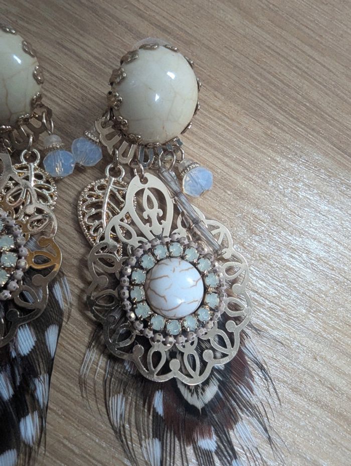 Jolies boucles d'oreille neuves - photo numéro 3