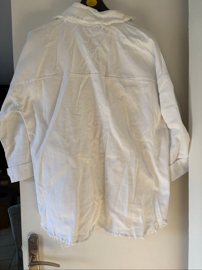 Veste blanche - photo numéro 2