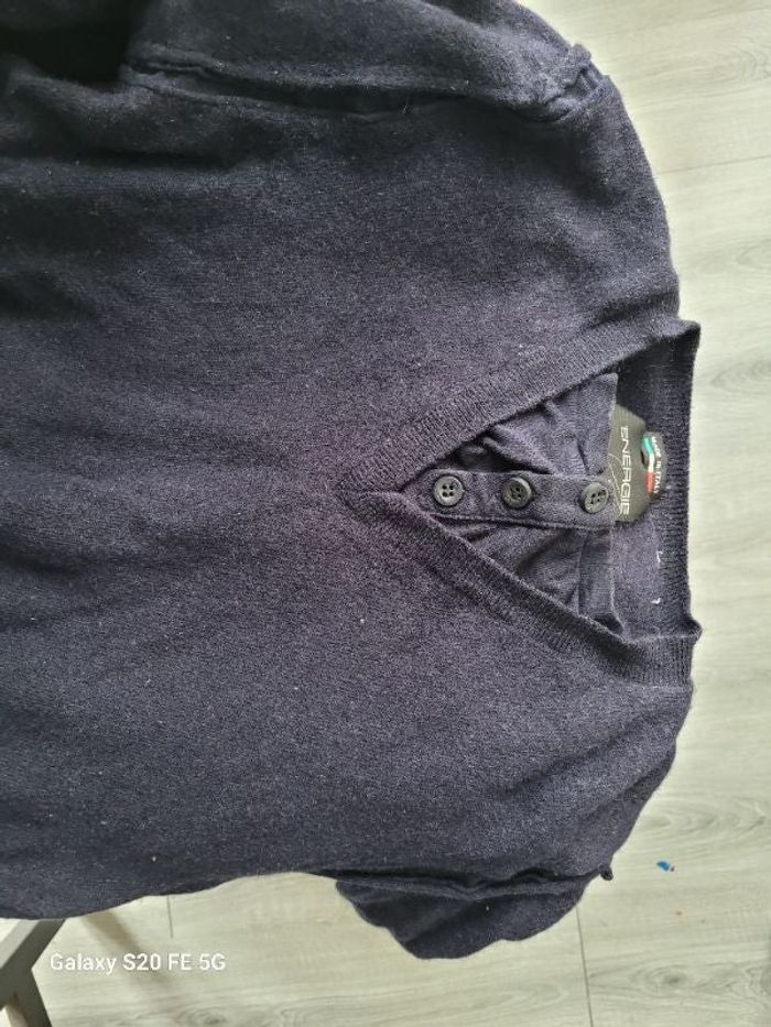 Pull effet t-shirt en dessous
