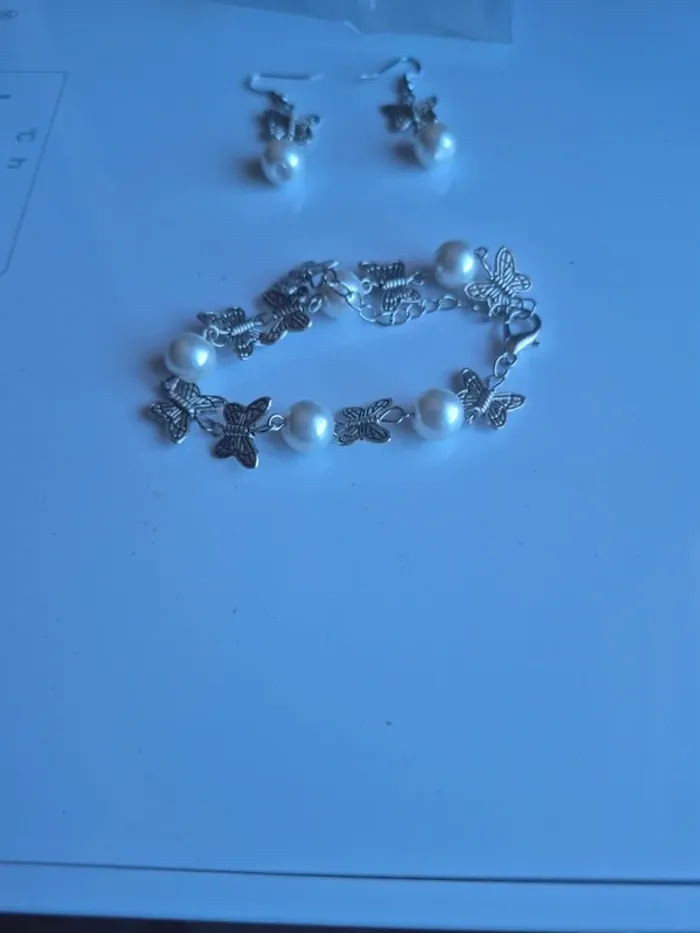 Ensemble boucle d'oreille et bracelet - photo numéro 3