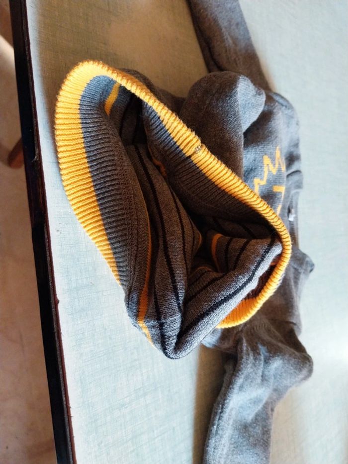 Pull chaud - photo numéro 2