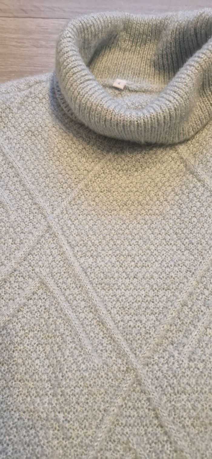 Pull vert émeraude un peu pailletée - photo numéro 2
