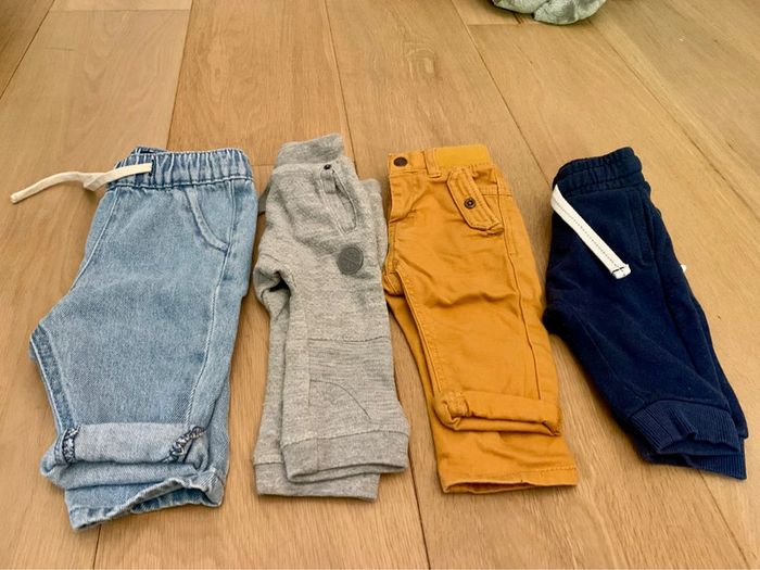 Lot de 4 pantalons en 3 mois - photo numéro 2