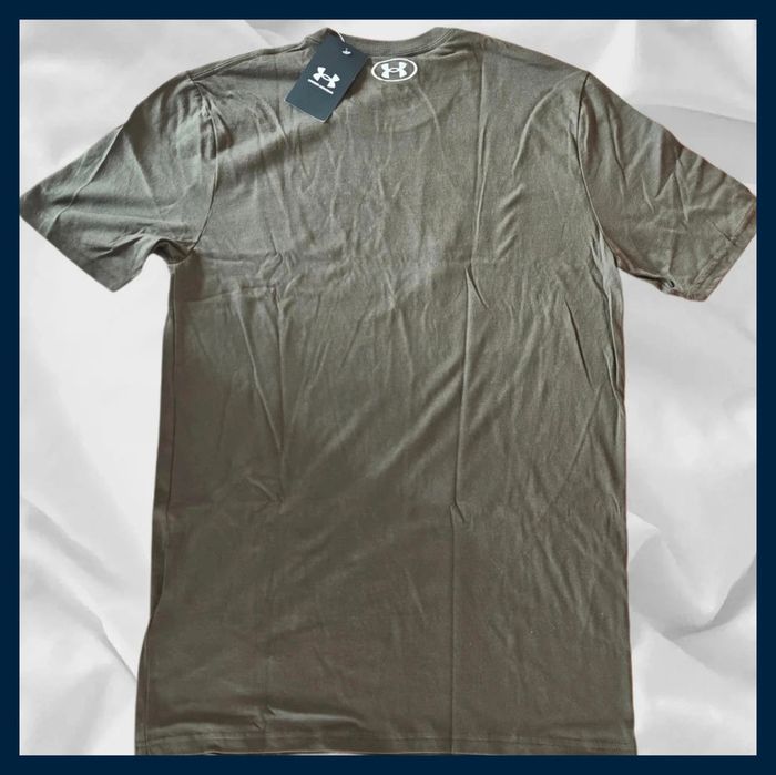 T-shirt neuf Under Armour UA Camo Chest Strip SS taille S - photo numéro 2
