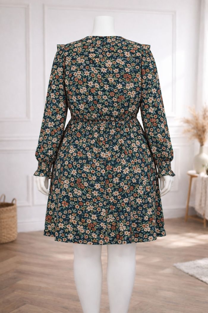 Robe fleurie romantique verte et multicolore Femme taille 52 marque Boohoo 💍 - photo numéro 7
