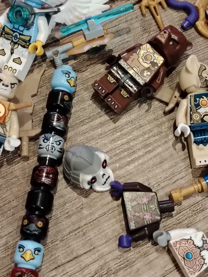 Lot vrac lego chima figurines armes drapeaux - photo numéro 7