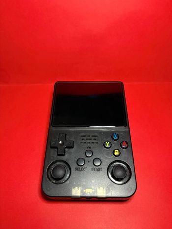 Console de jeu portable noir rétro R36S avec système Linux Arkos + carte mémoire 64go