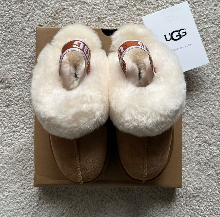 Mules fourrées UGG Funkette - Taille 37 - Neuves - photo numéro 5