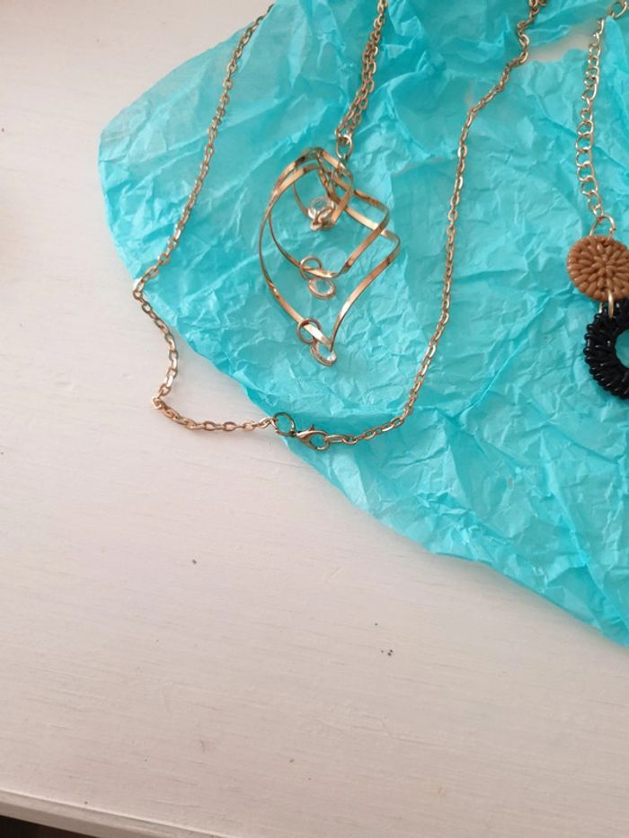 Lot 3 colliers fantaisies neufs - photo numéro 3