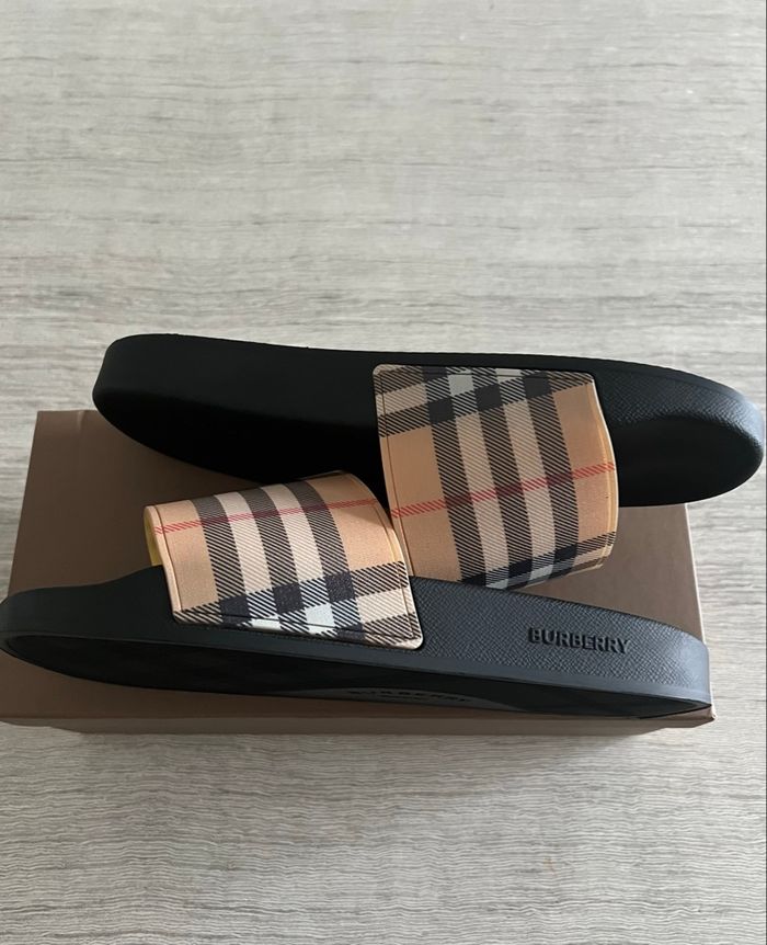 Claquette Burberry - photo numéro 4