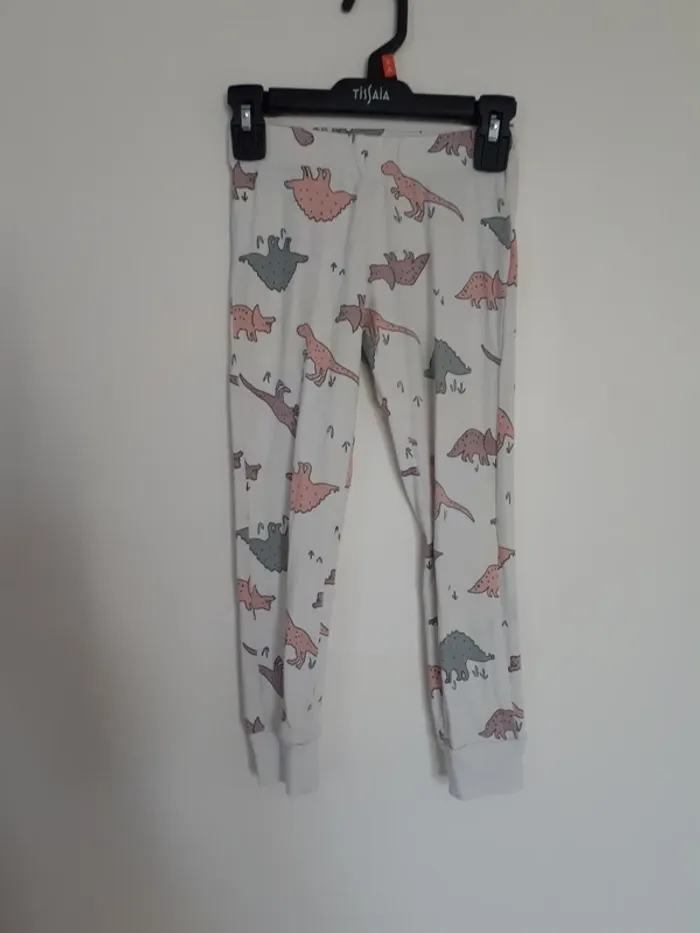 Pyjama 2 pieces dinosaures 6 ans - photo numéro 4