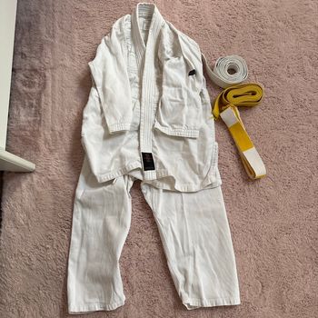 Kimono complet avec ceintures