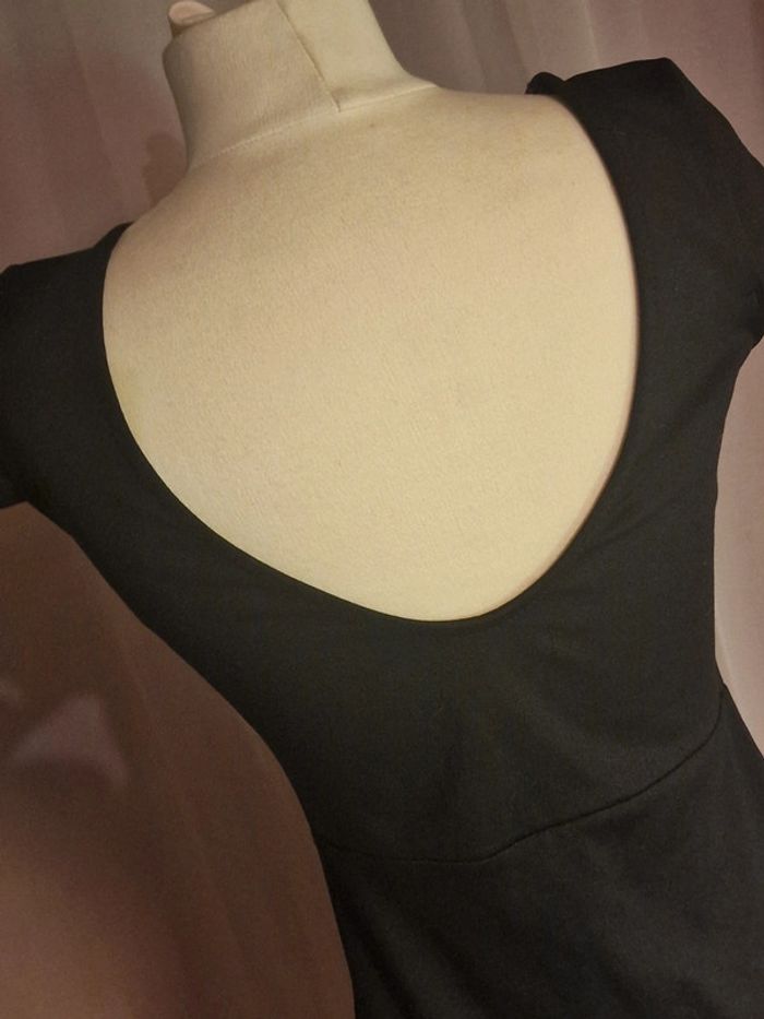 Robe noir - photo numéro 5