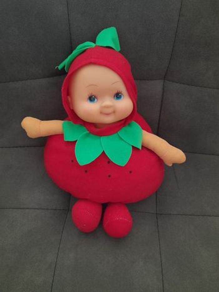 Poupée fraise