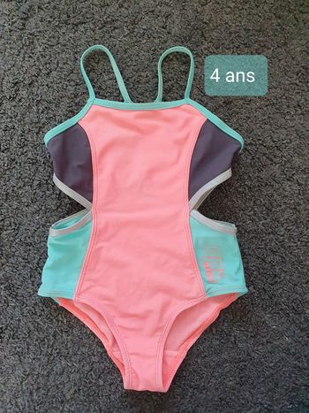Maillot de bain 4 ans