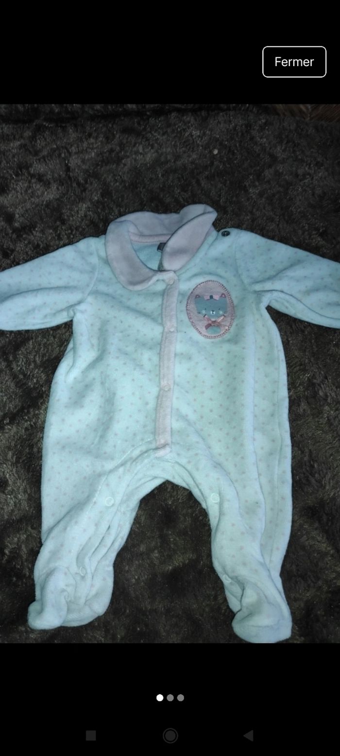 Très beau pyjama bébé e5 - photo numéro 2